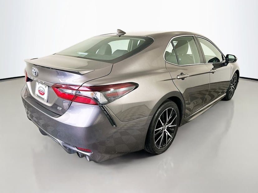 2024 Toyota Camry - Image 3