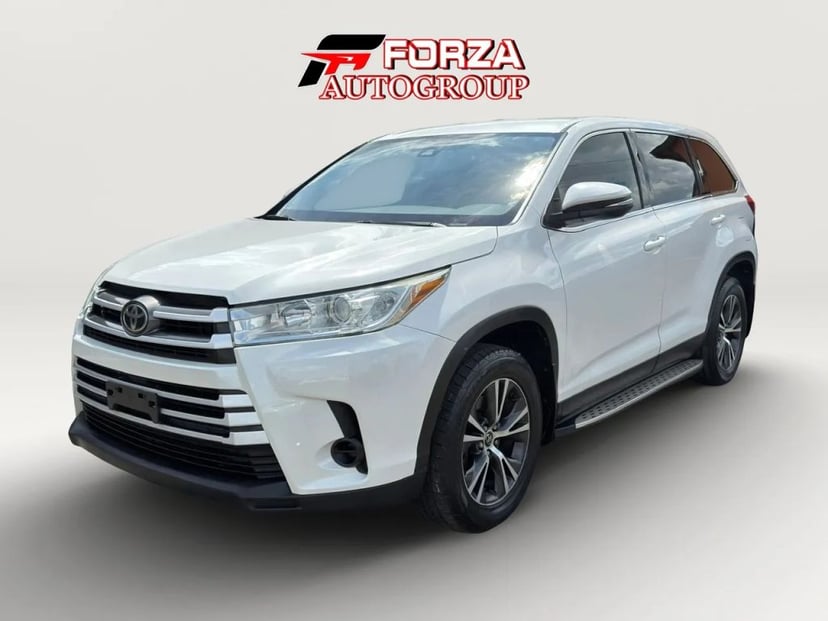 2019 Toyota Highlander - Image 1