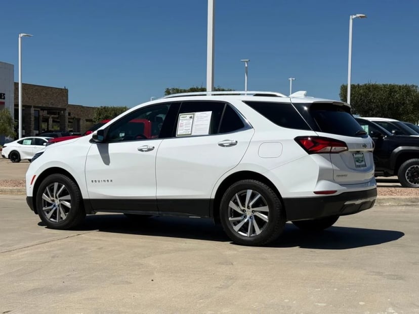2022 Chevrolet Equinox - Image 3