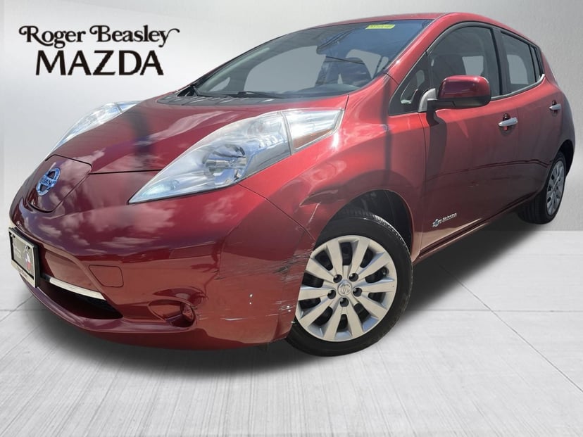 2015 Nissan Leaf - Image 1