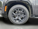 2026 Jeep Grand Wagoneer - Preview 9