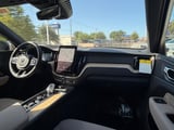 2026 Volvo XC60 - Preview 9
