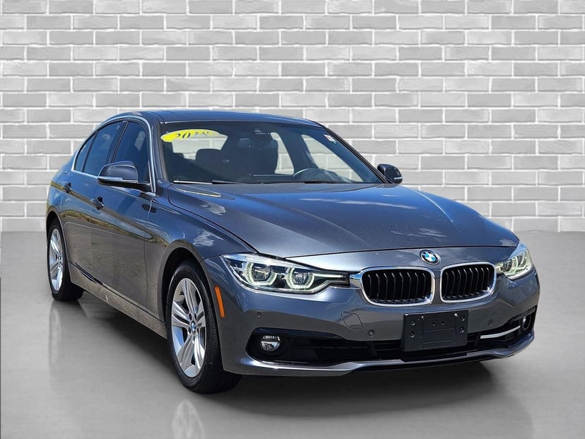 2018 BMW 3 Series - Image 2