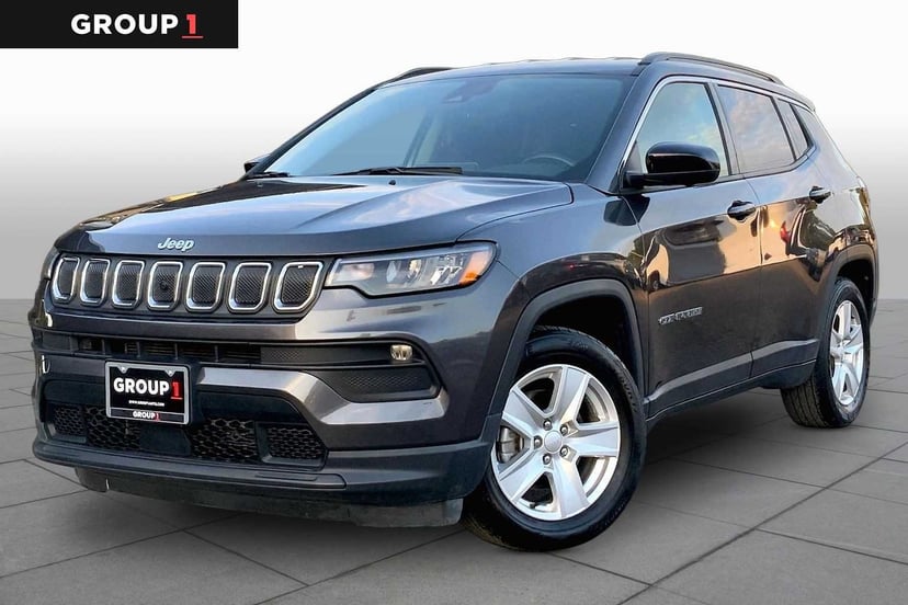 2022 Jeep Compass - Image 2