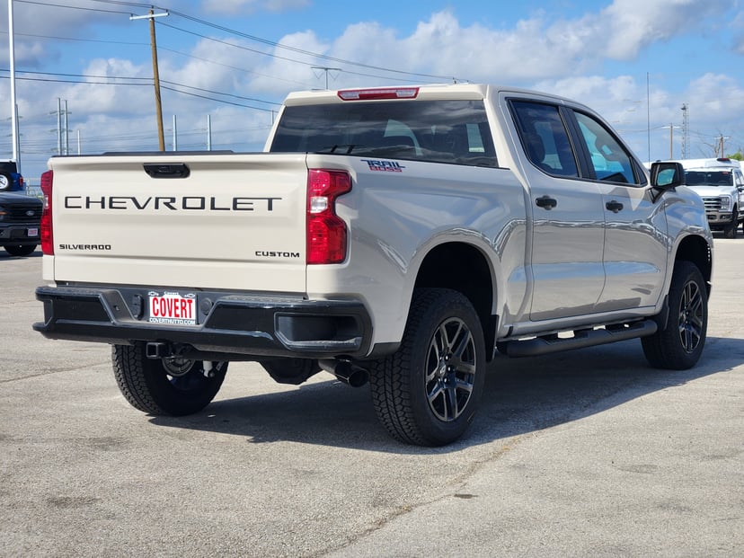2026 Chevrolet Silverado 1500 - Image 3