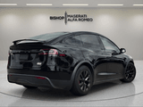 2023 Tesla Model X - Preview 8