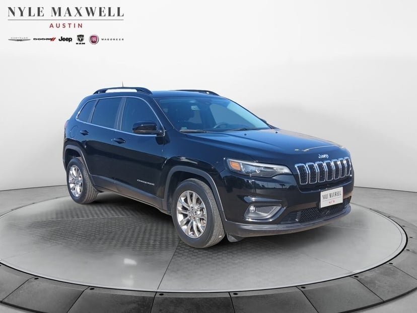 2022 Jeep Cherokee - Image 2