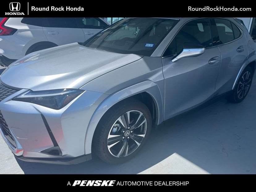 2025 Lexus UX - Image 2