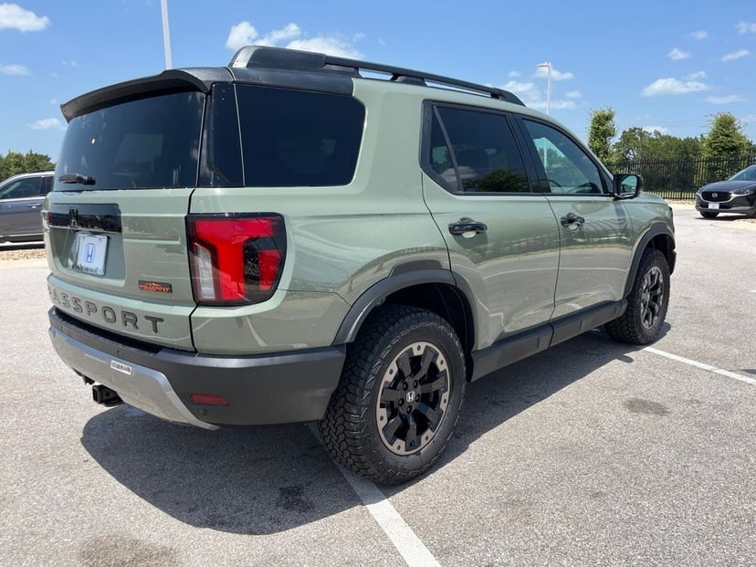 2026 Honda Passport - Image 2