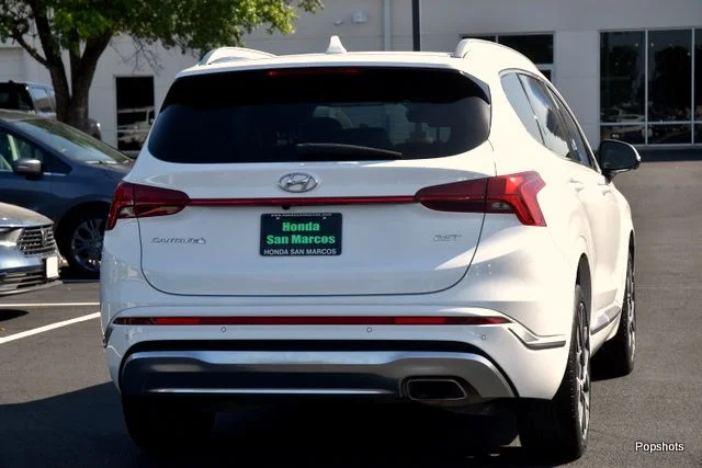 2023 Hyundai Santa Fe - Image 3