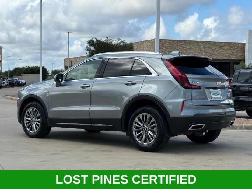 2025 Cadillac XT4 - Image 3