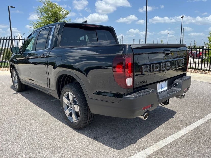 2026 Honda Ridgeline - Image 3