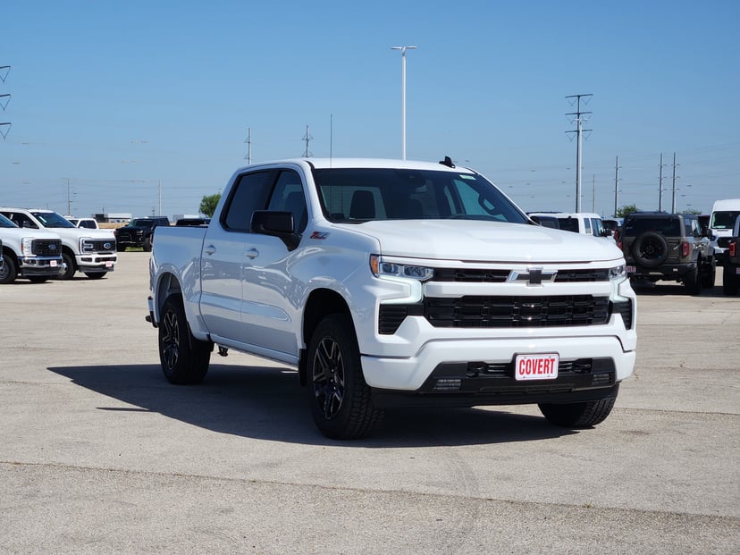 2026 Chevrolet Silverado - Image 2