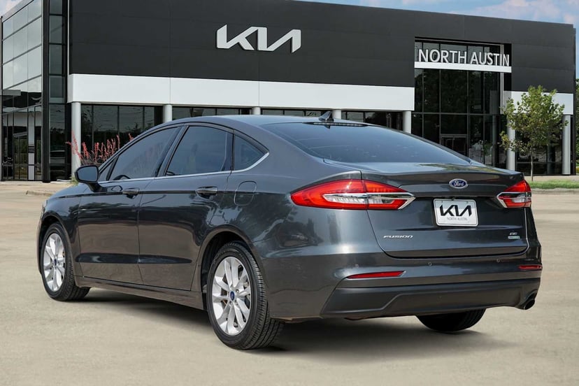 2020 Ford Fusion - Image 3