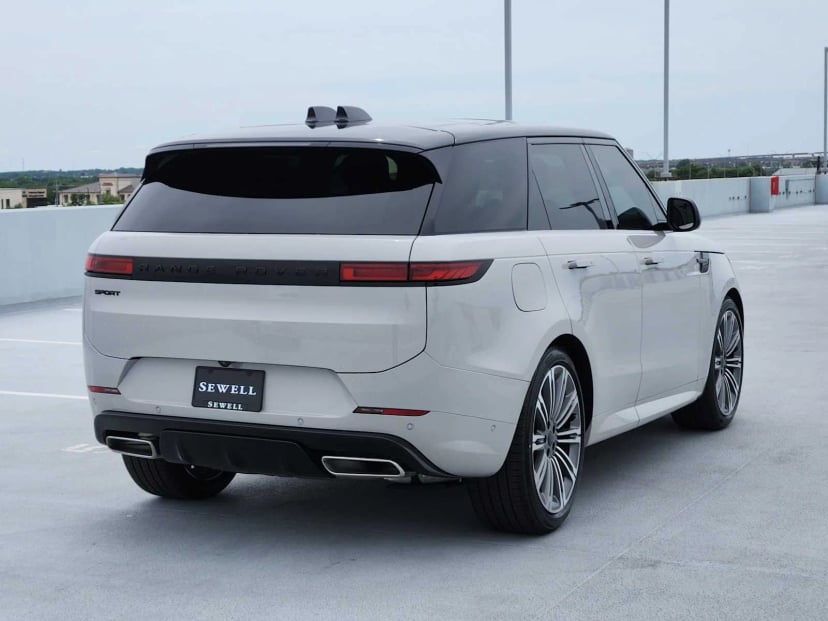 2026 Land Rover Range Rover Sport - Image 3