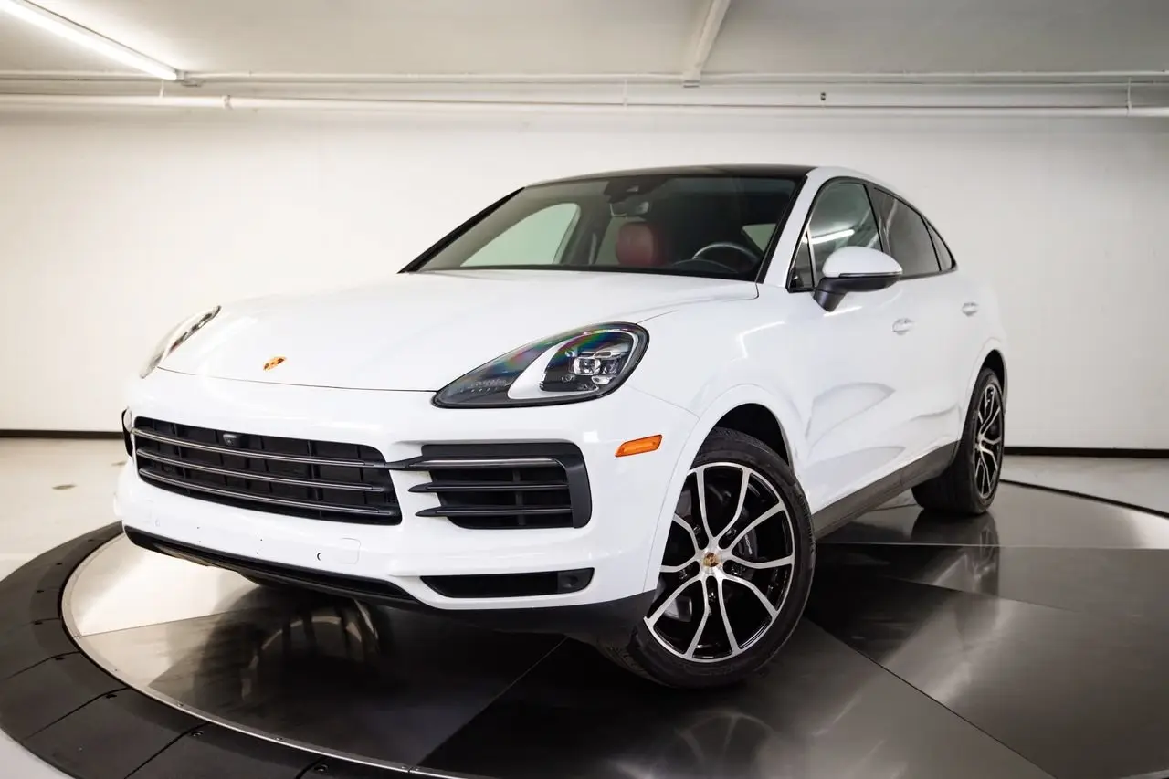 2023 Porsche Cayenne - Image 1