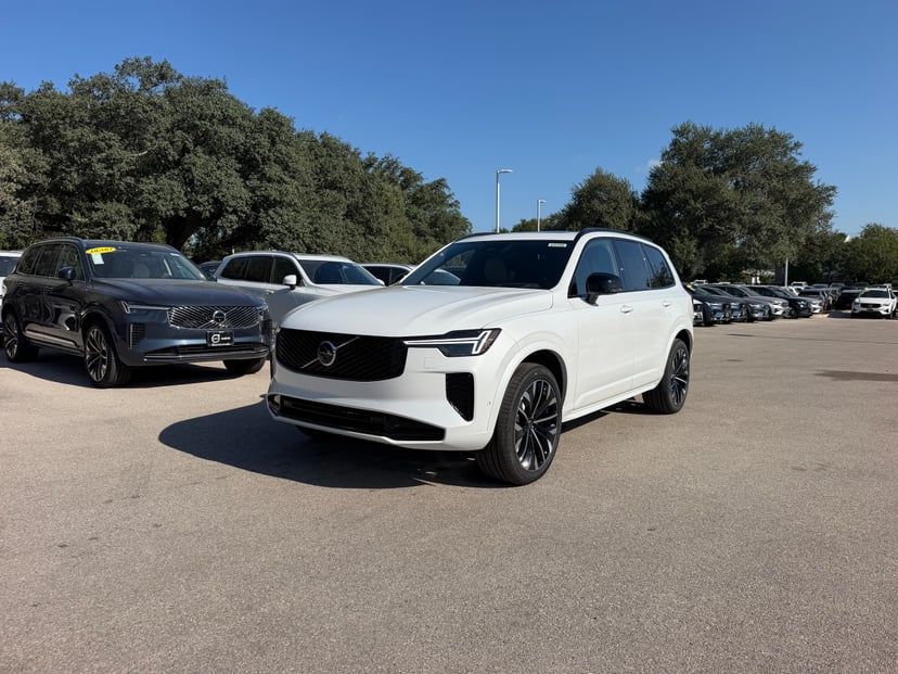 2027 Volvo XC90 - Image 1