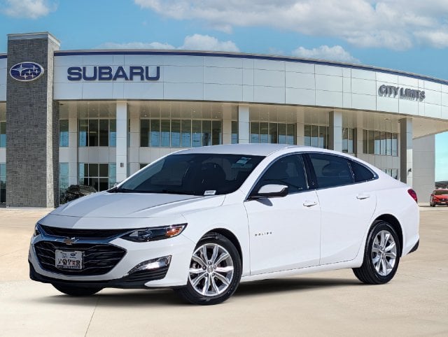 2025 Chevrolet Malibu - Image 1
