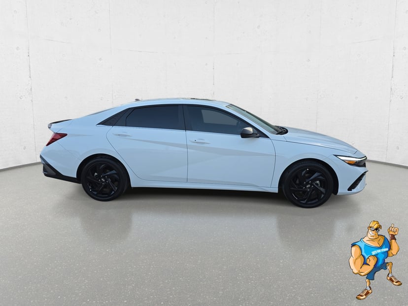 2026 Hyundai Elantra - Image 2