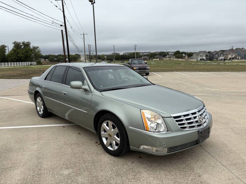 2006 Cadillac DTS - Image 1