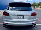 2016 Porsche Cayenne - Preview 16