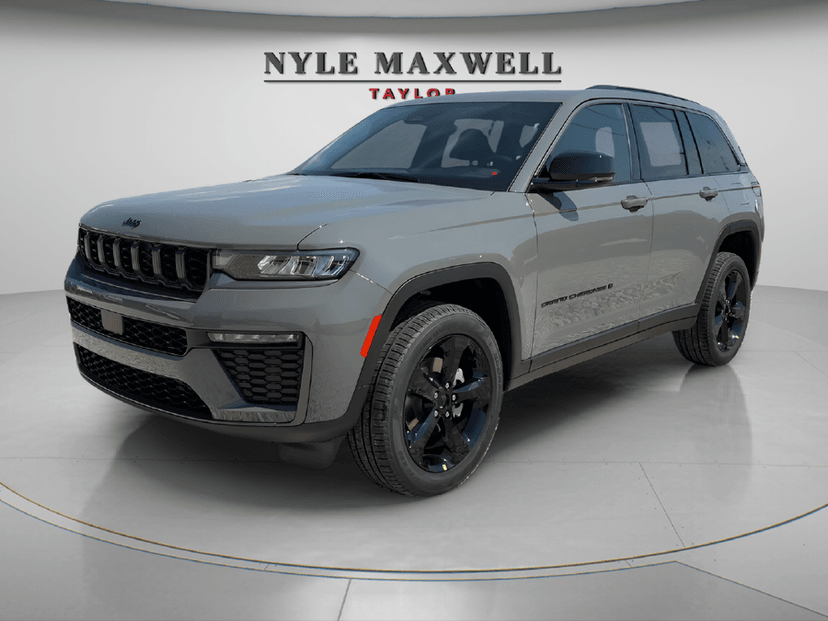 2027 Jeep Grand Cherokee - Image 1
