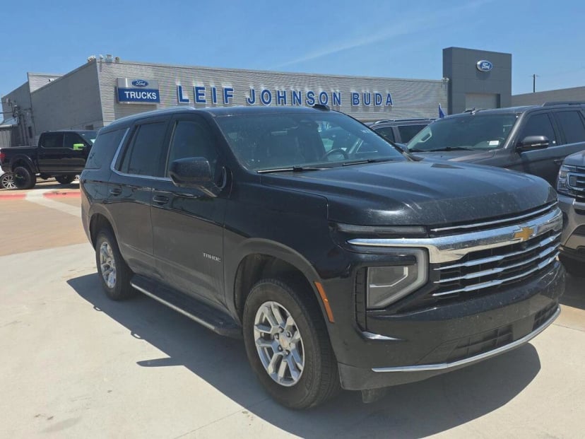 2025 Chevrolet Tahoe - Image 3
