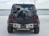 2025 Land Rover Defender - Preview 6
