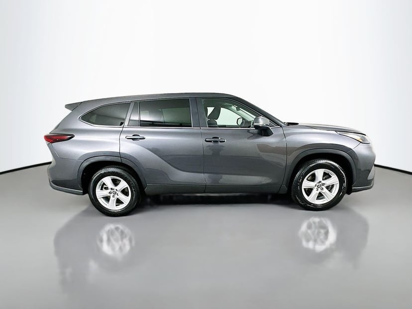 2025 Toyota Highlander - Image 1