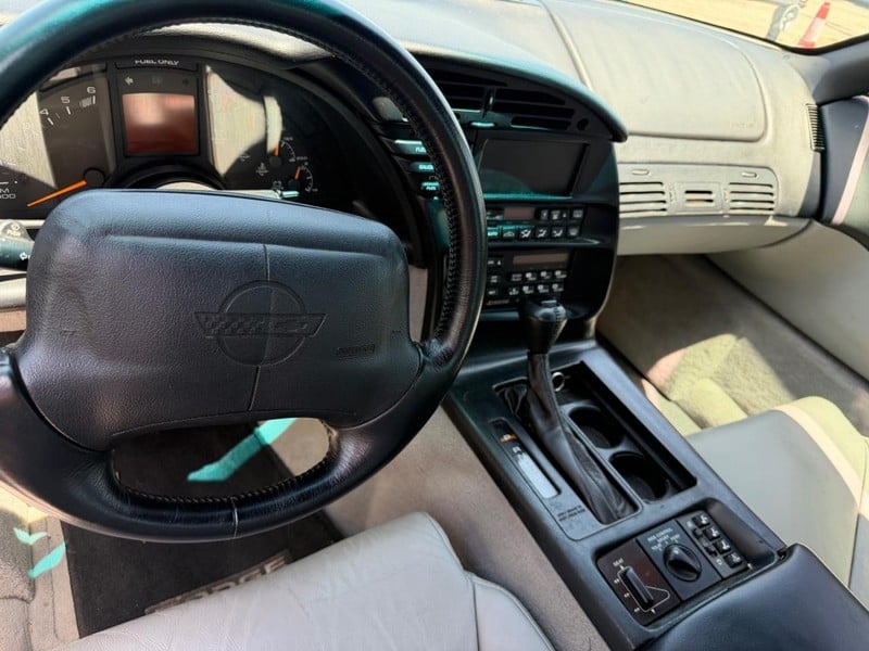 1994 Chevrolet Corvette - Image 3
