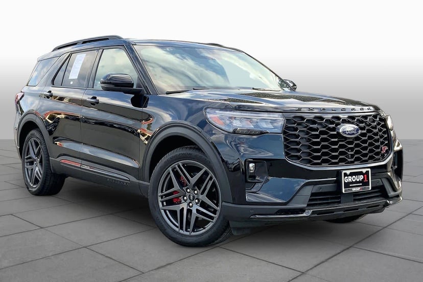 2025 Ford Explorer - Image 1