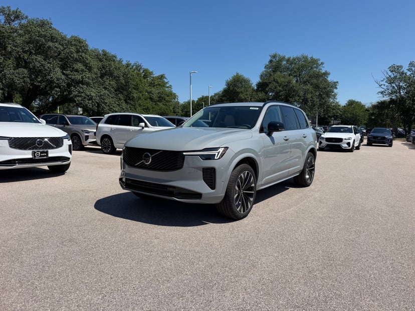 2026 Volvo XC90 - Image 1