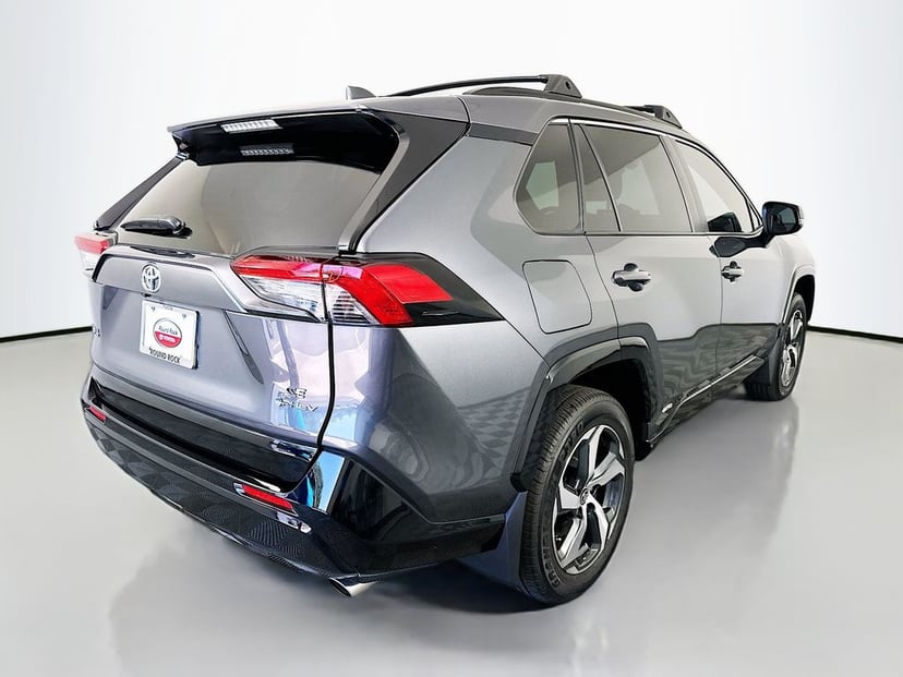 2025 Toyota RAV4 Prime - Image 2