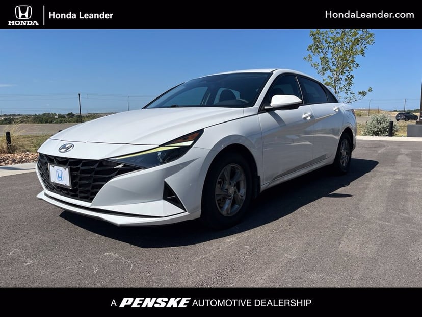 2023 Hyundai Elantra - Image 1