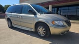 2005 Chrysler Town And Country - Preview 7