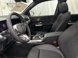 2026 Mercedes-Benz GLB - Preview 14