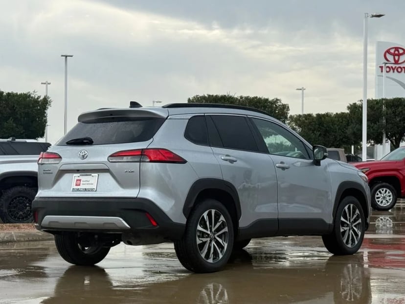 2025 Toyota Corolla Cross - Image 2