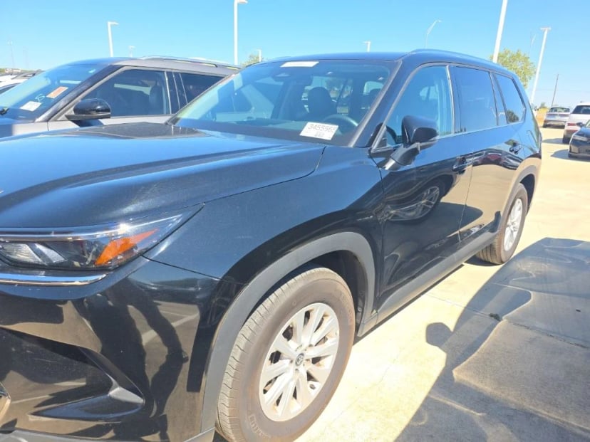 2025 Toyota Grand Highlander - Image 1