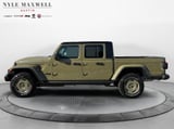 2026 Jeep Gladiator - Preview 14
