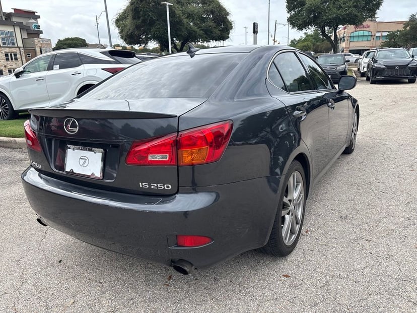 2008 Lexus IS - Image 3