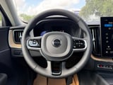 2026 Volvo XC60 - Preview 13