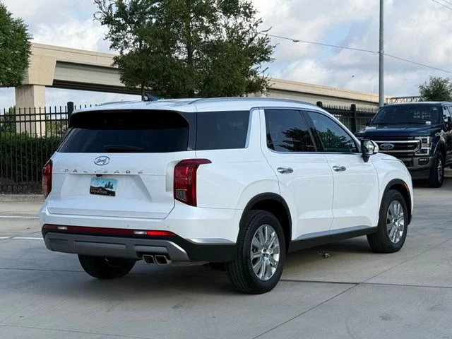 2025 Hyundai Palisade - Image 3
