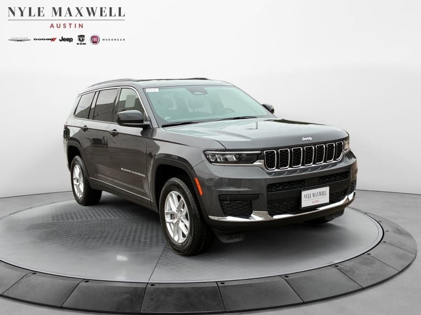 2026 Jeep Grand Cherokee L Laredo X - Image 2