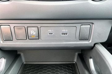 2026 Nissan Frontier - Image 3