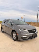 2022 Chrysler Pacifica - Preview 2