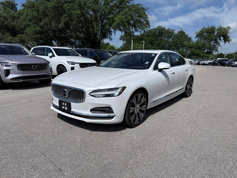 2023 Volvo S90 - Image 1