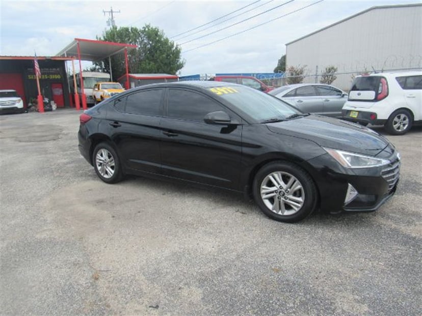 2019 Hyundai Elantra - Image 1