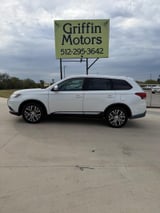 2018 Mitsubishi Outlander - Preview 2