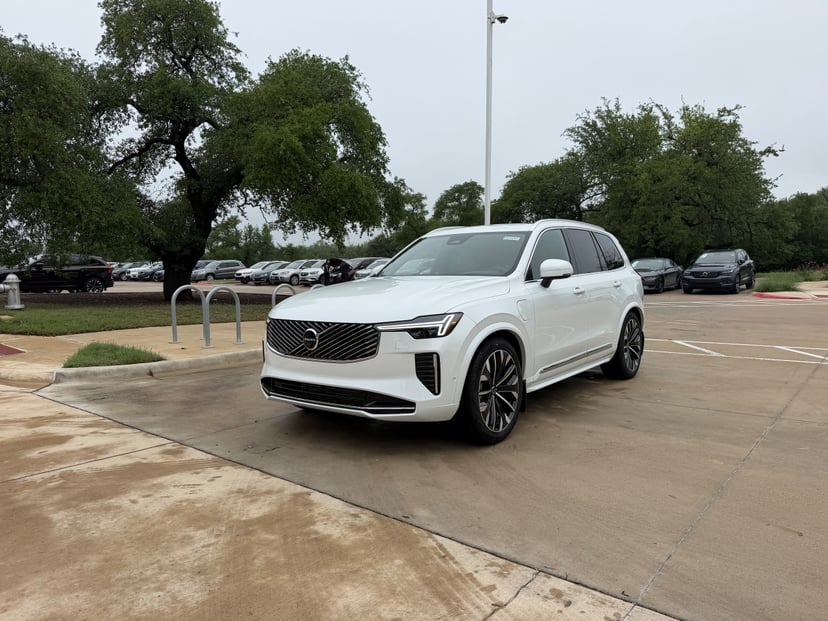2026 Volvo XC90 - Image 1