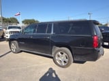 2016 Chevrolet Suburban - Preview 4
